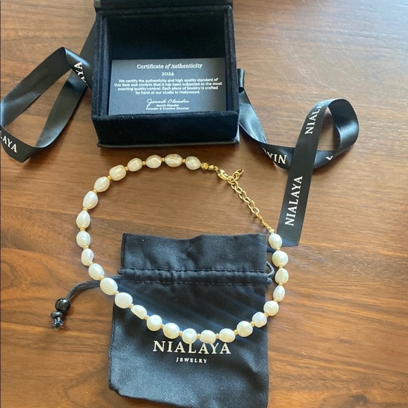 NIALAYA - Women's Pearl Necklace with Gold Accents - Picture 2 of 6